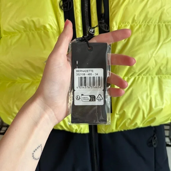 Toni Sailer Bernadette ski jacket citrine - Picture 9 of 9